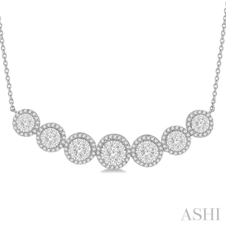 1 1/5 ctw Circular Mount Lovebright Round Cut Diamond Necklace in 14K White Gold